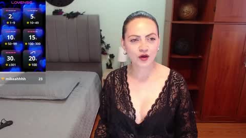 Eva online show from December 12, 2024, 1:17 pm