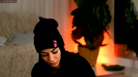 Eva  online show from January 11, 2026, 4:39 am