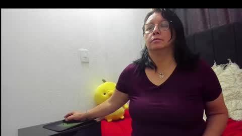 Eva online show from November 24, 2025, 2:39 pm