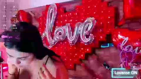 EvaBloom online show from March 16, 2026, 9:19 pm