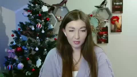 Snapshot of evachaturbatte chatting on November 5, 2025, 8:14 am Evachaturbatte online show from November 5, 2025, 8:14 am