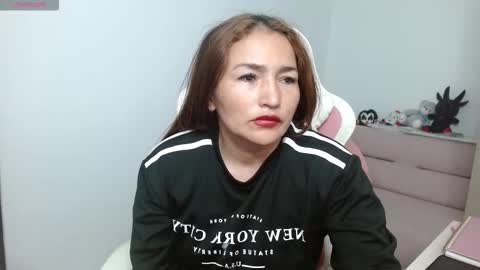 Snapshot of evagrays chatting on January 19, 2026, 4:33 pm Eva online show from January 19, 2026, 4:33 pm