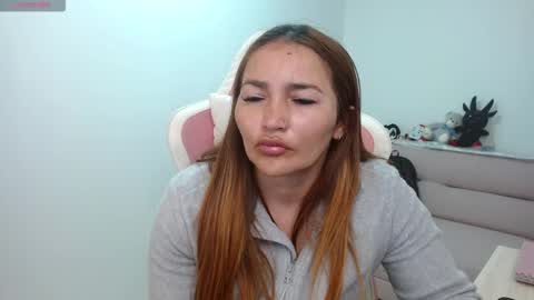 Snapshot of evagrays chatting on February 12, 2026, 8:37 pm Eva online show from February 12, 2026, 8:37 pm