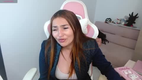 Snapshot of evagrays chatting on February 18, 2026, 1:23 am Eva online show from February 18, 2026, 1:23 am