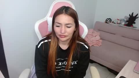 Snapshot of evagrays chatting on February 21, 2026, 10:22 pm Eva online show from February 21, 2026, 10:22 pm