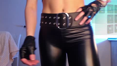 Eva online show from December 4, 2024, 3:48 am