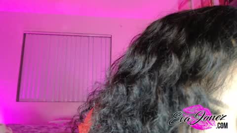 Eva online show from February 12, 2025, 5:58 am