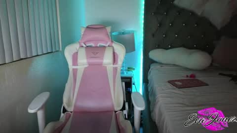 Eva online show from May 22, 2026, 5:58 am
