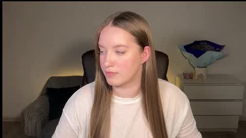 Eva online show from March 25, 2026, 5:08 pm