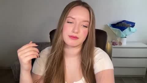 Eva online show from April 17, 2026, 6:49 am