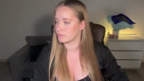 Eva online show from July 25, 2026, 8:17 pm