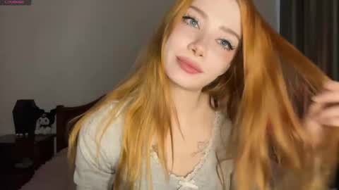 evakettystar online show from April 9, 2026, 10:53 am