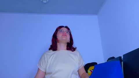 Snapshot of evaluna_02 chatting on May 3, 2026, 1:50 pm evaluna_02 online show from May 3, 2026, 1:50 pm