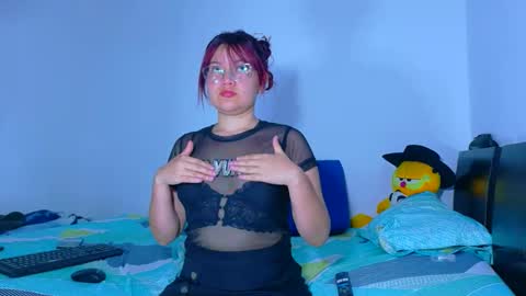 Snapshot of evaluna_02 chatting on May 19, 2026, 12:00 pm evaluna_02 online show from May 19, 2026, 12:00 pm