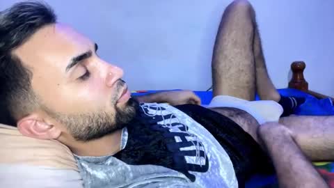 evan57036 online show from December 30, 2024, 4:53 am