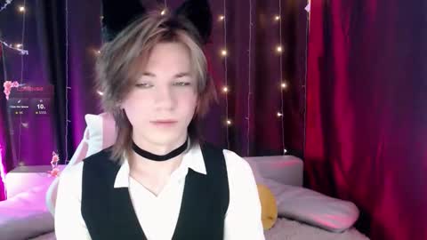 evan_reinhart online show from January 11, 2026, 10:59 pm