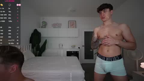 Snapshot of evan_white_ chatting on July 19, 2026, 4:00 pm evan_white_ online show from July 19, 2026, 4:00 pm