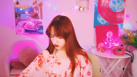 Eva  online show from December 15, 2024, 8:41 am