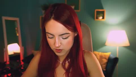 Snapshot of evanellson chatting on August 4, 2026, 1:14 pm Eva online show from August 4, 2026, 1:14 pm