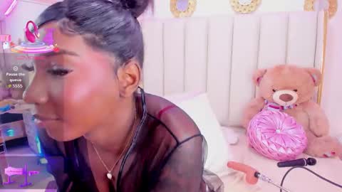 evangelin_ts online show from February 26, 2026, 4:06 pm