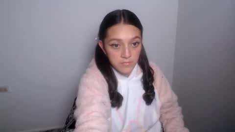 eva  online show from May 31, 2026, 1:14 am