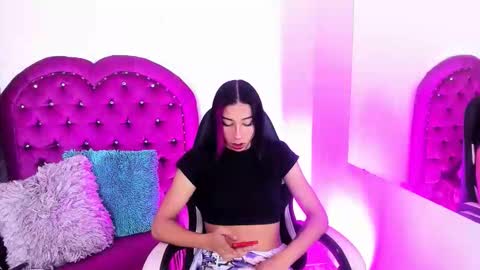 Snapshot of evanllelyne chatting on March 12, 2026, 12:22 pm evanllelyne online show from March 12, 2026, 12:22 pm