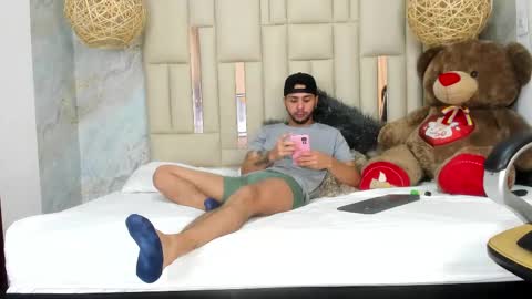 evanmarttin online show from December 29, 2024, 11:08 pm