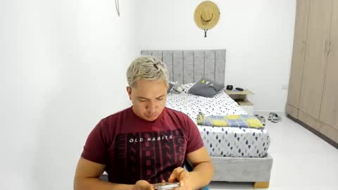 Snapshot of evans_king chatting on May 21, 2026, 11:39 am Evan online show from May 21, 2026, 11:39 am