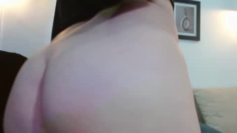 Snapshot of evanss_lx chatting on May 31, 2026, 6:09 pm Evanssa lx online show from May 31, 2026, 6:09 pm