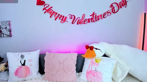 Adelina online show from February 15, 2026, 6:32 am