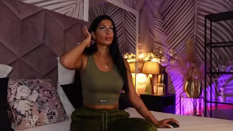EvaRhea online show from May 12, 2026, 2:52 am
