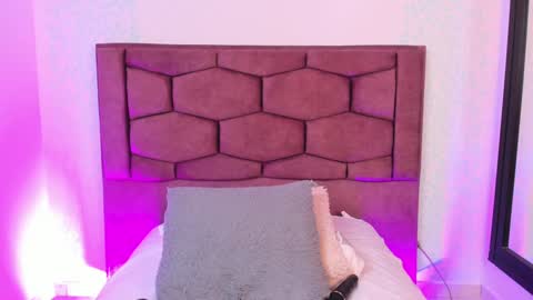 EVARITZ online show from December 12, 2024, 2:59 am