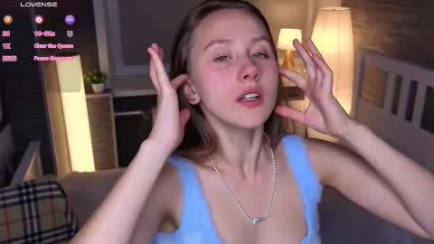 Eva online show from September 24, 2025, 7:17 pm