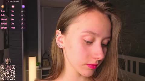 Eva online show from November 14, 2025, 7:12 pm