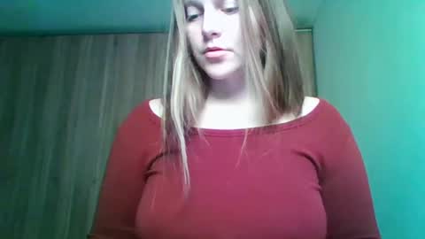 evasapples2026 online show from January 17, 2026, 2:55 pm