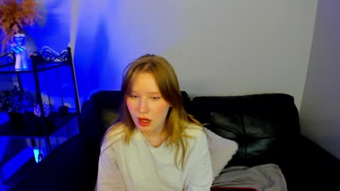 Eva online show from December 26, 2024, 7:38 pm