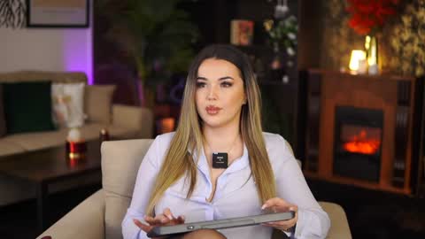 Eva online show from January 13, 2025, 8:15 pm