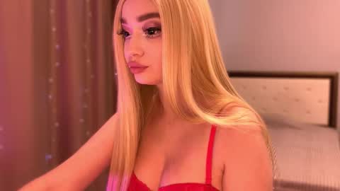 Eva online show from November 10, 2025, 7:29 am