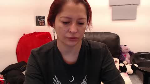 Snapshot of evatwiss chatting on April 19, 2026, 11:53 am Eva Twiss online show from April 19, 2026, 11:53 am