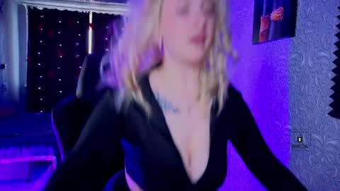 evavibe online show from March 31, 2026, 6:25 am