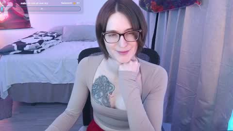 Vivi online show from February 25, 2025, 2:47 am