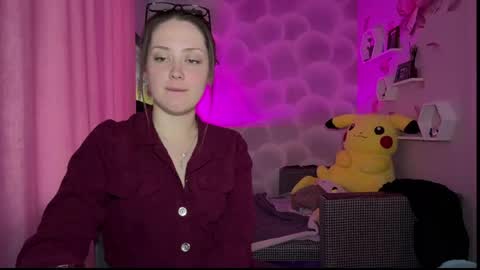 Snapshot of evaxblush chatting on April 15, 2026, 9:05 am EvaxBlush online show from April 15, 2026, 9:05 am