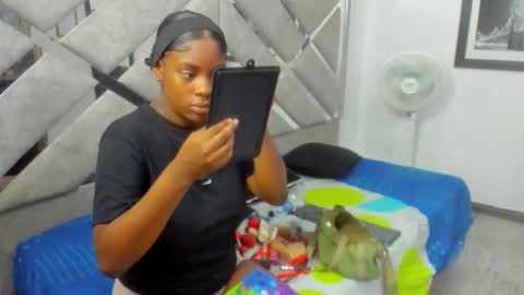 Eva And Emmanuel online show from January 9, 2026, 12:41 pm