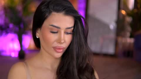 Eva online show from February 9, 2025, 1:35 pm