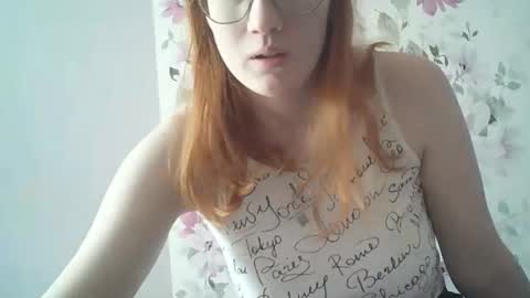Snapshot of eveliina_shy chatting on March 6, 2026, 10:23 am Evelina online show from March 6, 2026, 10:23 am