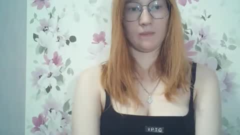 Snapshot of eveliina_shy chatting on April 30, 2026, 7:36 am Evelina online show from April 30, 2026, 7:36 am