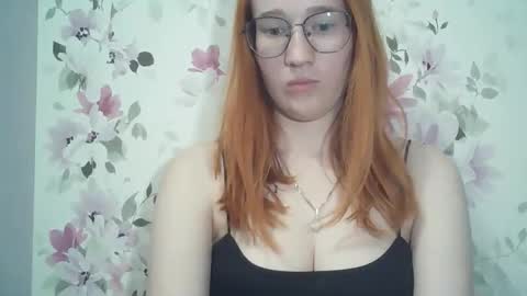 Snapshot of eveliina_shy chatting on May 21, 2026, 3:41 pm Evelina online show from May 21, 2026, 3:41 pm