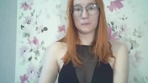 Snapshot of eveliina_shy chatting on May 22, 2026, 7:15 am Evelina online show from May 22, 2026, 7:15 am