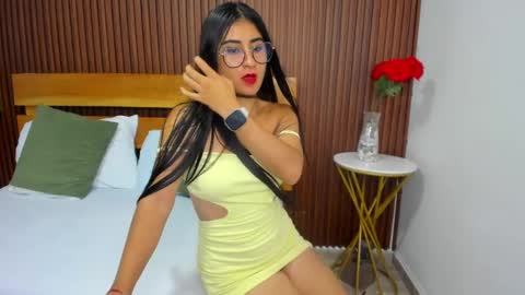 BELLA online show from December 26, 2024, 3:10 pm