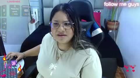 evelin zaens online show from July 28, 2026, 11:17 am